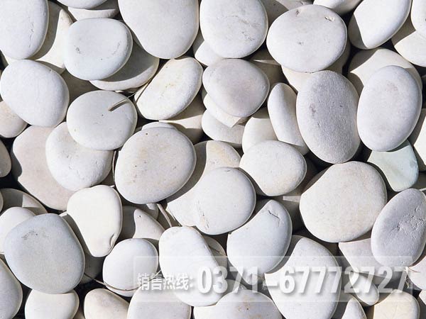 鵝卵石破碎機每小時處理多少噸鵝卵石？