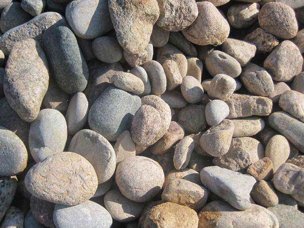 河南河卵石破碎機(jī)廠家好評(píng)如潮，靠的是什么？