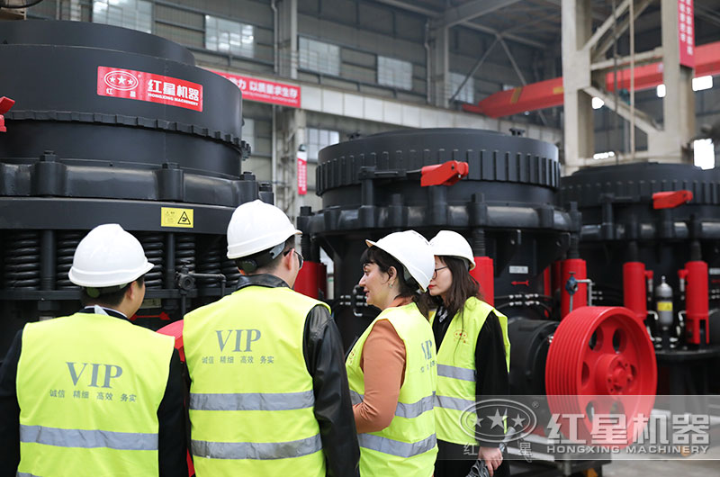 客戶(hù)來(lái)廠考察設(shè)備