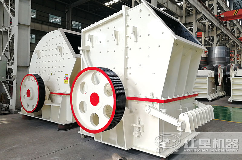 單段破碎機(jī)現(xiàn)場供應(yīng)中 單段破碎機(jī)現(xiàn)場供應(yīng)中