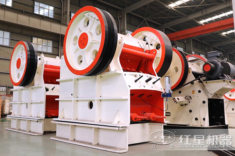 老虎口破碎機(jī)圖片