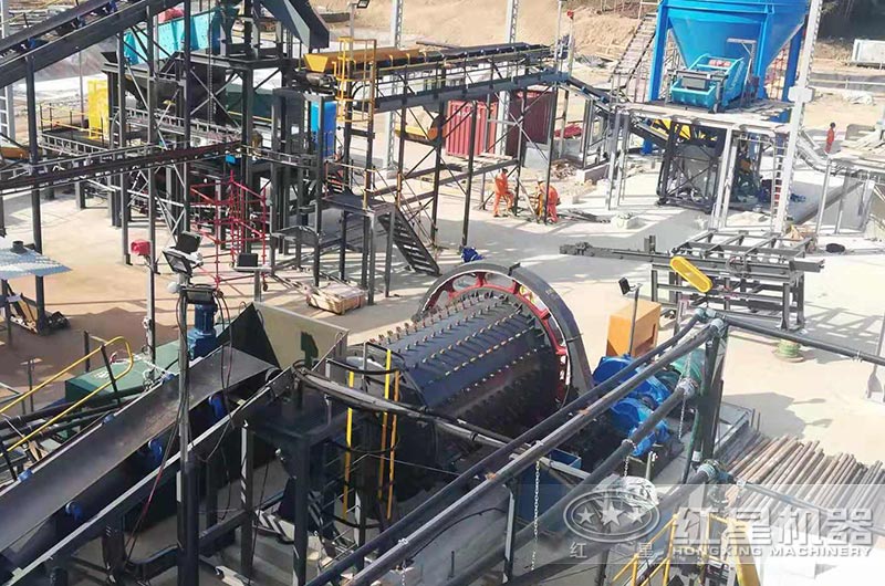 球磨機客戶現(xiàn)場圖片