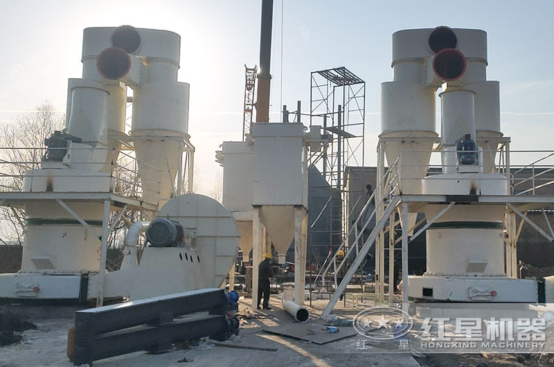 山東客戶(hù)超細(xì)磨粉機(jī)工作現(xiàn)場(chǎng)圖 山東客戶(hù)超細(xì)磨粉機(jī)工作現(xiàn)場(chǎng)圖