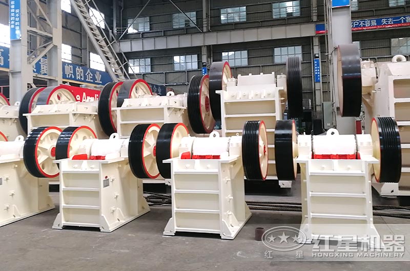 小型顎式粉碎機圖片