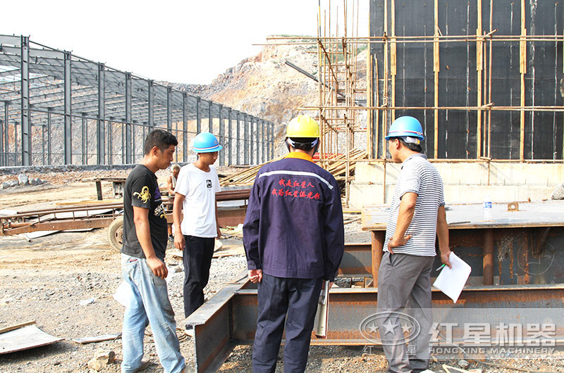 一套大型鵝卵石破碎生產(chǎn)設(shè)備的價(jià)格 一套大型鵝卵石破碎生產(chǎn)設(shè)備的價(jià)格