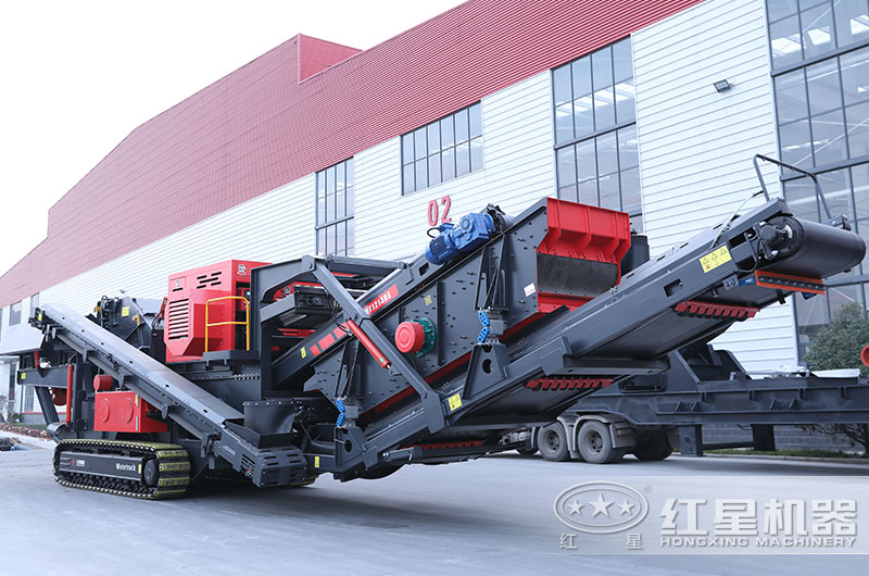 履帶顎式移動破碎機(jī)圖片