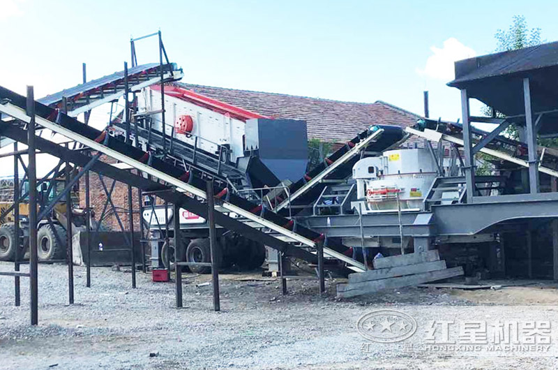 河南客戶移動式制砂機(jī)工作現(xiàn)場圖片 河南客戶移動式制砂機(jī)工作現(xiàn)場圖片