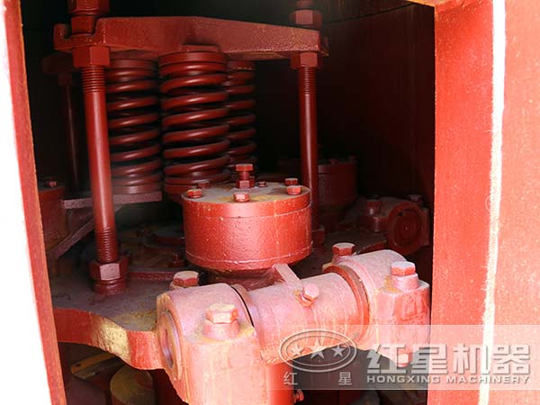 磷礦石雷蒙磨內(nèi)部細節(jié)