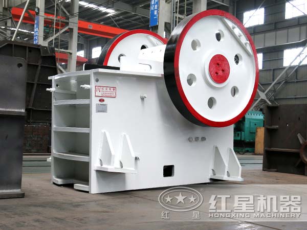 1215廢鋼鄂式破碎機(jī)多少錢(qián)一臺(tái)？預(yù)期產(chǎn)值可達(dá)多少噸？