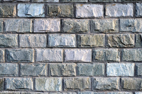 一小時350噸青石破碎加工生產(chǎn)線設(shè)備配置方案