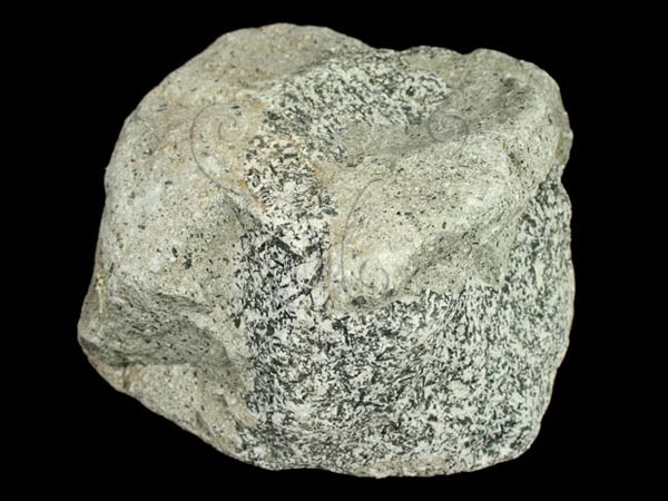 乘載著全套流動破碎篩分機，小小的石頭實現(xiàn)了大大的夢想