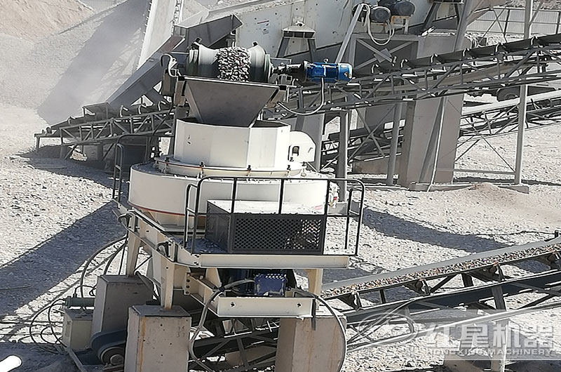 巖石粉碎制作機(jī)制砂可行嗎？一般小型的選擇哪些設(shè)備？