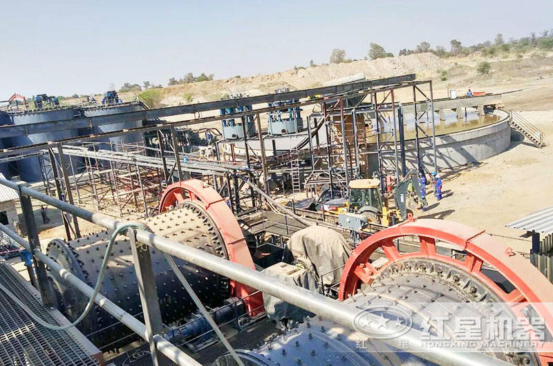 河南鄭州小型球磨機生產(chǎn)廠家