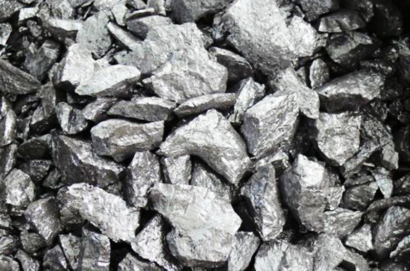 成套環(huán)保工業(yè)硅破碎機設備有哪些，價格是多少？