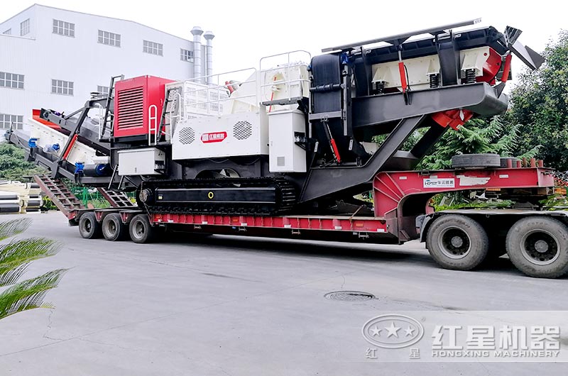 微型隱蔽式移動(dòng)石子破碎機(jī)，您就偷樂著賺錢吧！