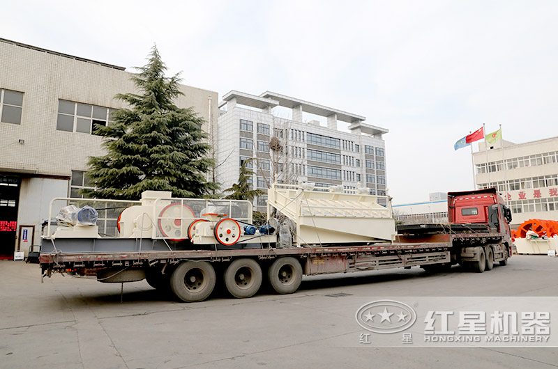 大型對(duì)輥制砂機(jī)好用嗎？有沒有現(xiàn)場(chǎng)視頻？