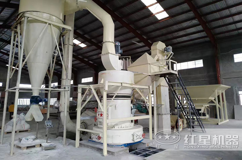 有沒有磨粉機現(xiàn)場工作視頻？多少錢一臺？