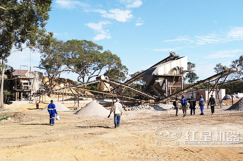 處理花崗巖邊角料用哪種破碎設(shè)備？有沒有生產(chǎn)視頻？