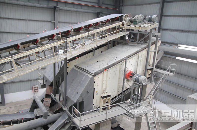 篩石子用滾筒篩好還是振動(dòng)篩好?哪個(gè)生產(chǎn)廠家可靠？