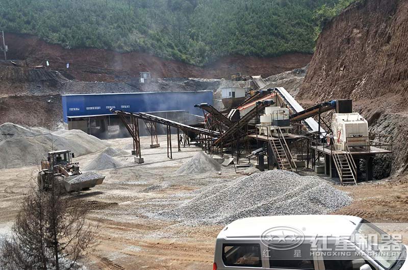 機械制沙原材料是什么？有節(jié)能的新型破碎制沙機嗎？