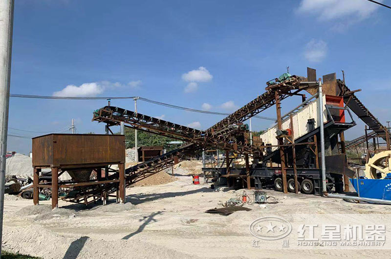 移動(dòng)式破碎機(jī)支持按需定制，配置您說(shuō)了算