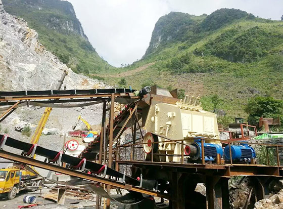 河南洛陽(yáng)破碎生產(chǎn)線現(xiàn)場(chǎng)